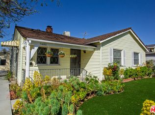 7465 N Forbes Ave, Van Nuys, CA 91406