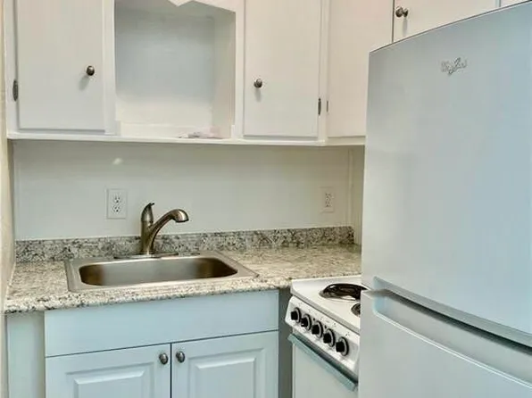 2441 Granada Avenue, Vero Beach, FL 32960