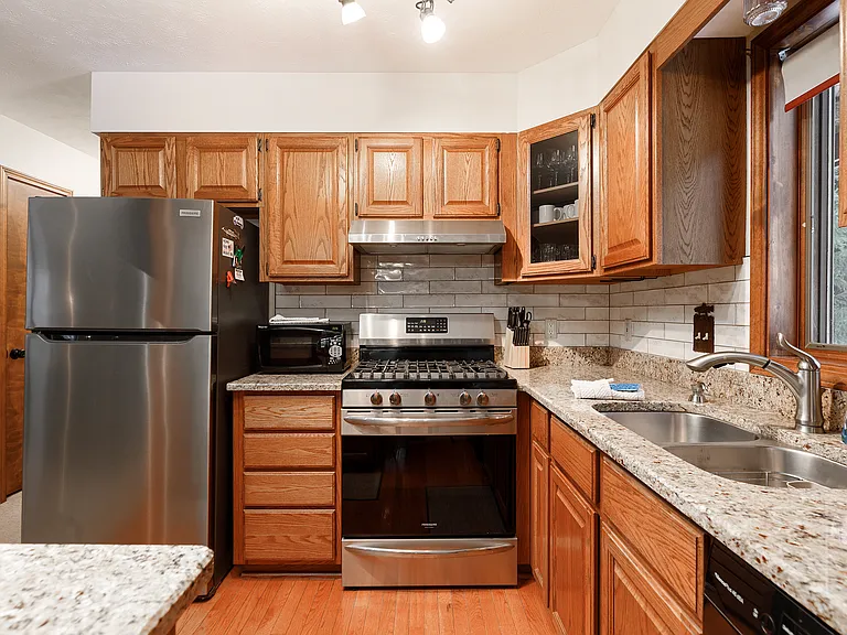 5030 Maple City Hwy — Photo 31