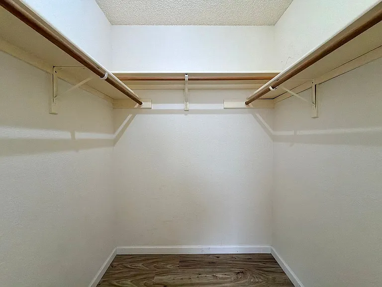 2200 Emmett Pkwy — Photo 18