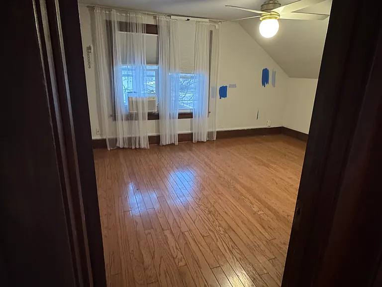 905 S Prairie St — Photo 23