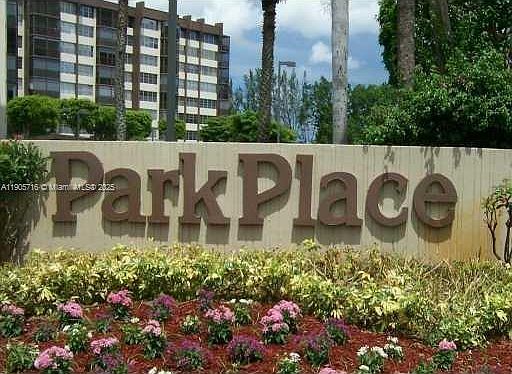 1100 Saint Charles Pl #PENTHOUSE 15