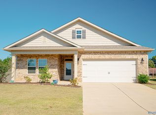 129 Branton Ct, New Market, AL 35761