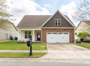 2112 Tulls Cove Rd, Winterville, NC 28590