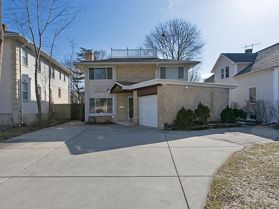 1st image of 2347 Lake Ave