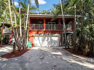 15755 SW 92nd Ave, Miami, FL 33157