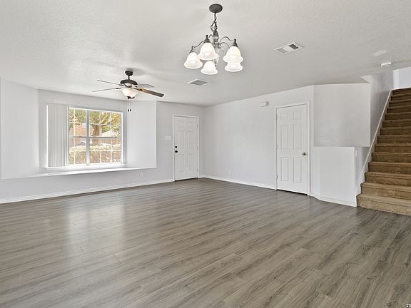 2nd image of 6930 Pecan Fall