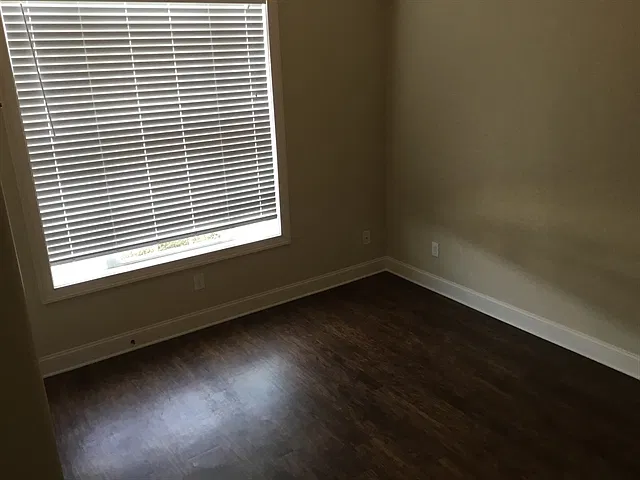 1216 Bothwell Pl — Photo 13