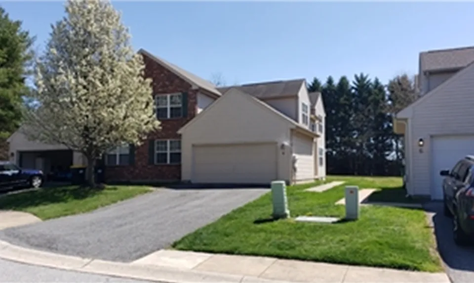 4 Saddle Ridge Ct