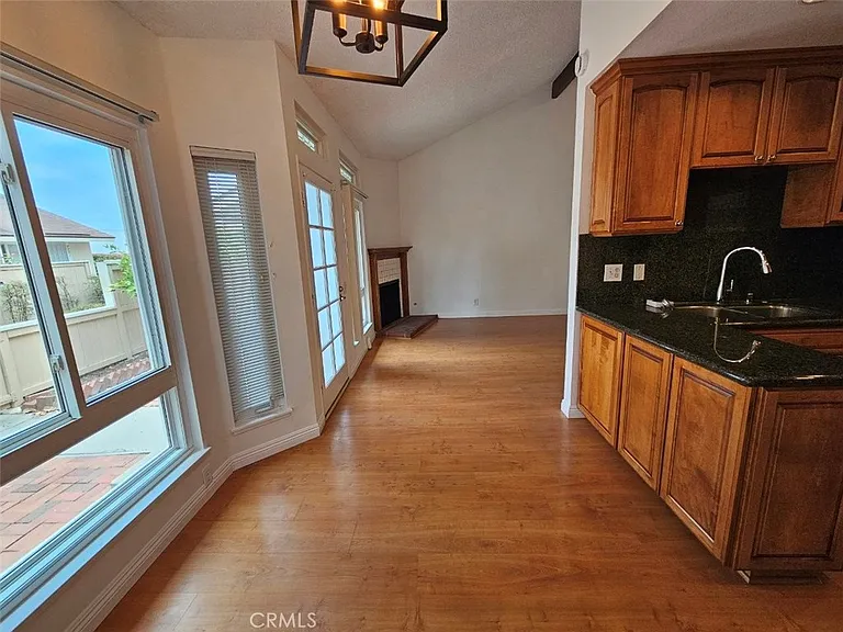 7704 Marbrook Way — Photo 9