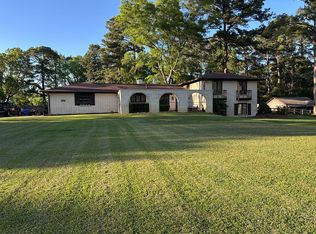 1720 Crestview St, Ashdown, AR 71822