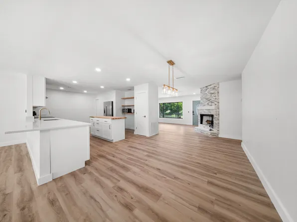 948 Canal Cir, Sebastian, FL 32958