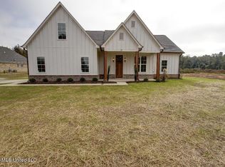 51 Chulahoma Rd, Holly Springs, MS 38634