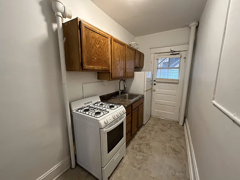 Blaisdell Avenue Apartments — Photo 19