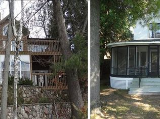 E1492 Grandview Rd, Waupaca, WI 54981