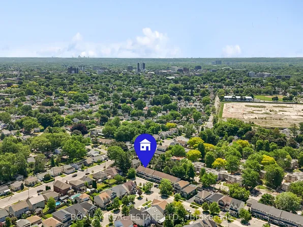 26 Chicory Cres, Saint Catharines, ON L2R 0A5
