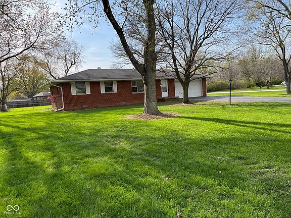 4th image of 7002 McLain Dr