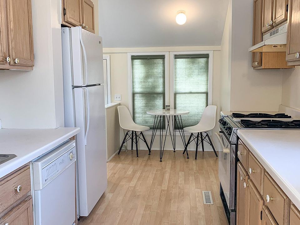 1st image of 2291 Benson Ave
