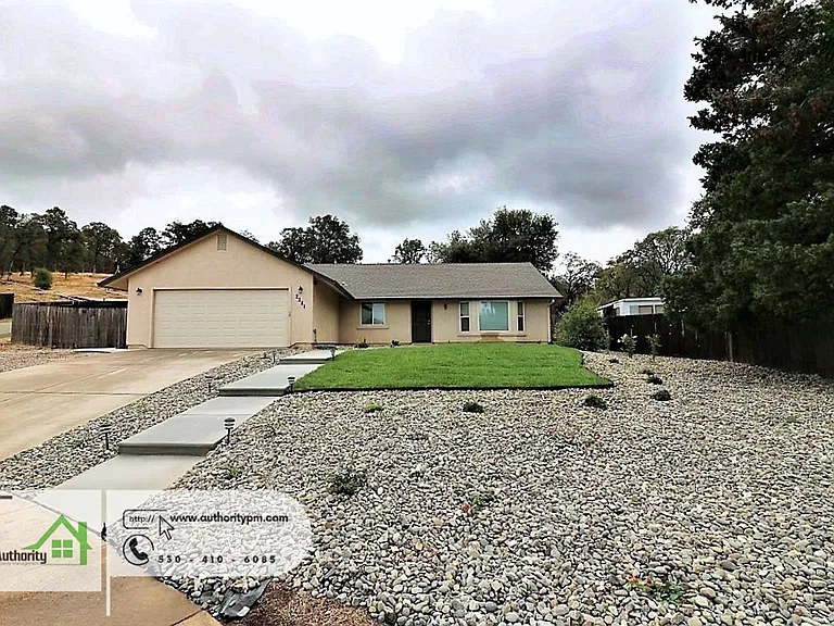 2381 Yellow Finch Way — Photo 1