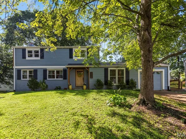 2240 Ferncliff Ln, Saint Louis, MO 63122