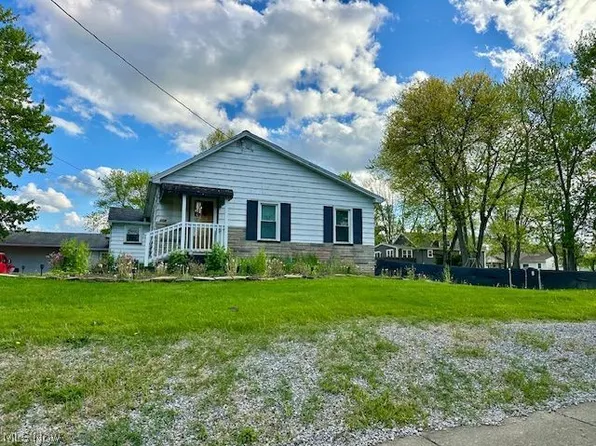 208 W Marshall Rd, Mc Donald, OH 44437