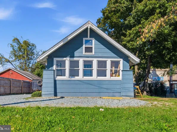 1172 Elkton Rd, Newark, DE 19711
