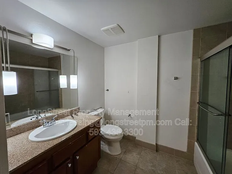 910 SE 42nd Ave #210 — Photo 15
