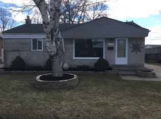 31239 Gladys Ave, Westland, MI 48185