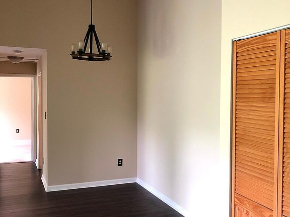 2nd image of 103 Water Fountain Way Unit 302