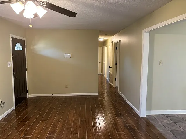 504 Ramsey Ave — Photo 11
