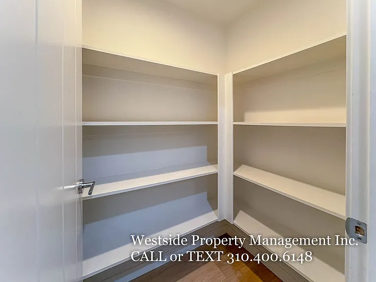 1823 N Van Ness Ave — Photo 10