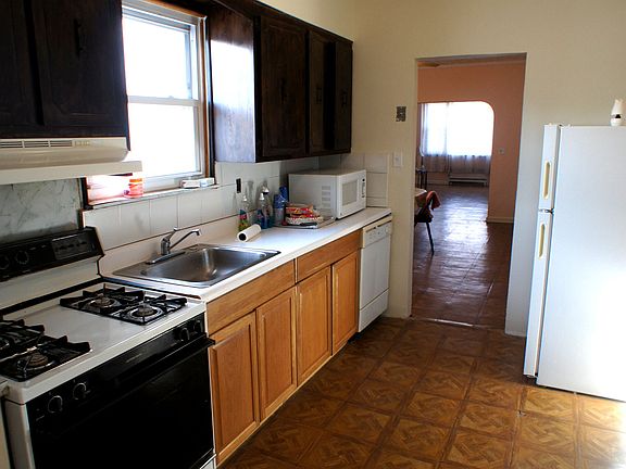 4th image of 8647 15th Ave