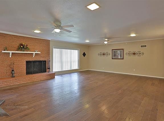 4th image of 1326 Westridge Dr