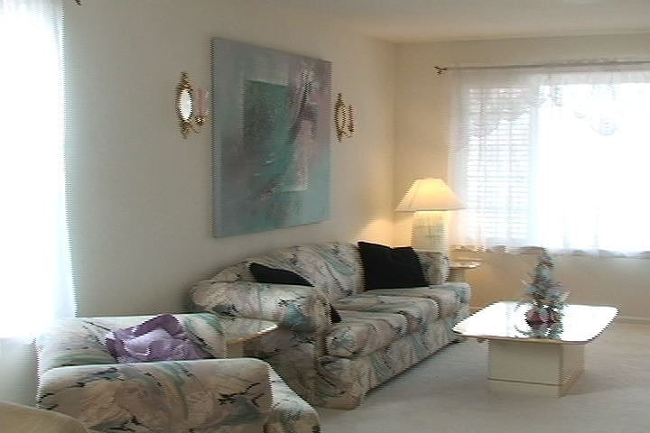 2nd image of 4672 Iran St
