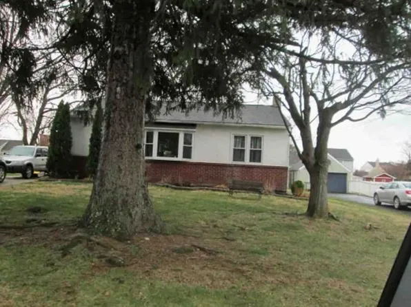 336 Beech St, Warminster, PA 18974