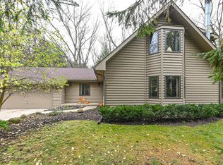 12235 250th Ave, Trevor, WI 53179