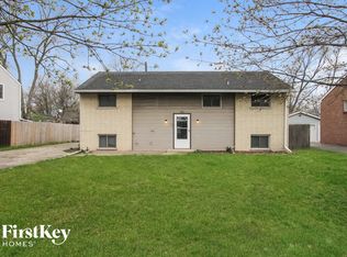 181 S Pinecrest Rd, Bolingbrook, IL 60440