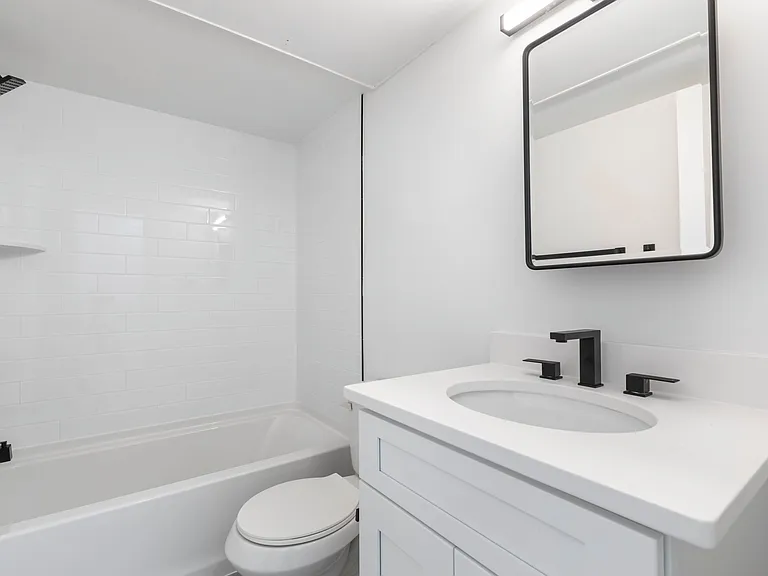 The Gallery Apartments — Photo 98