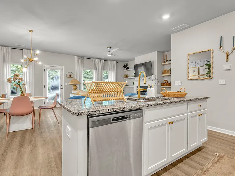 3409 Endurance Ct — Photo 11