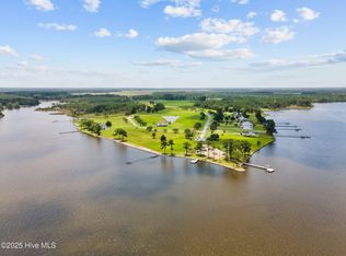 42 River Drive, Belhaven, NC 27810