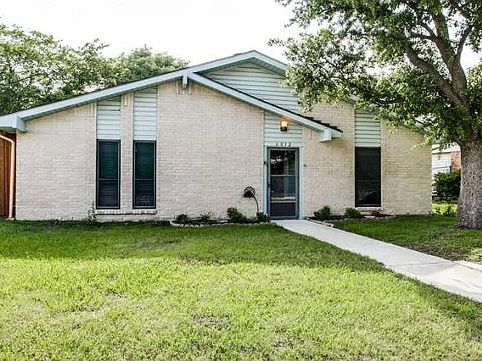 6012 Cedar Ln