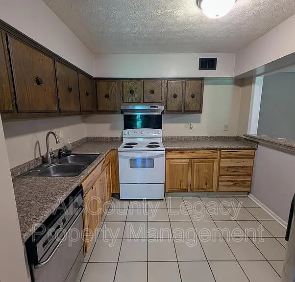 172 Scandia Cir #5 — Photo 3