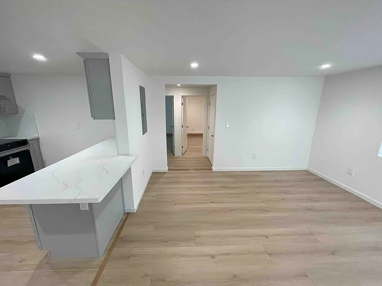 180 E Hedding St #2 — Photo 8