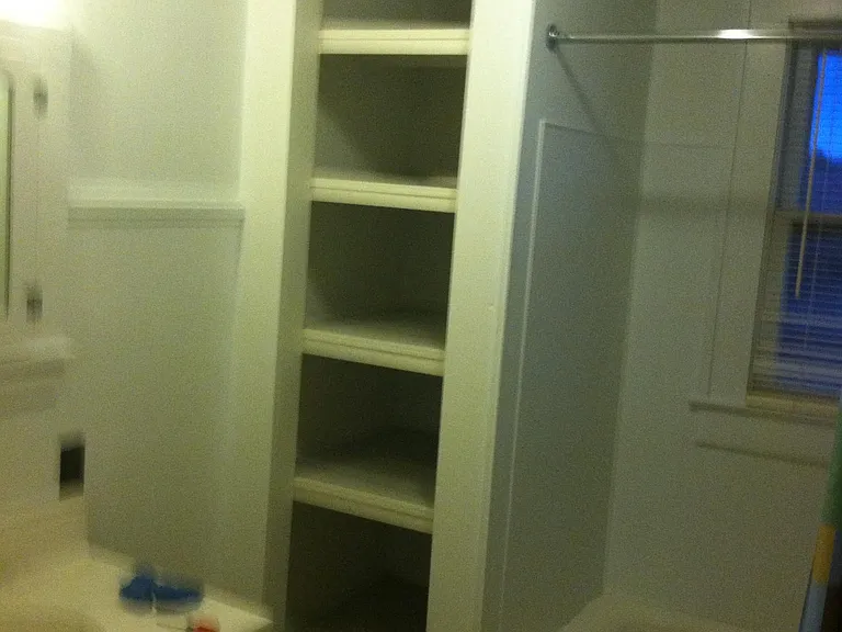 209 W Watauga Ave #2 — Photo 3
