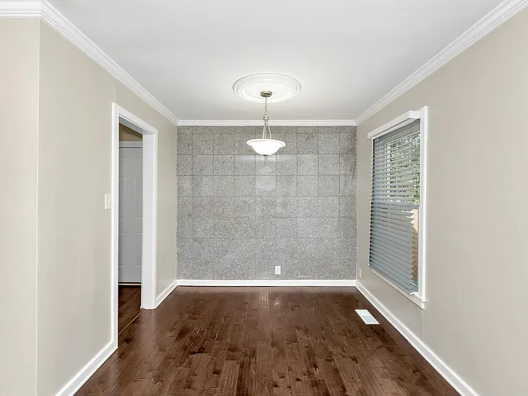 3116 Hale Dr SW — Photo 6