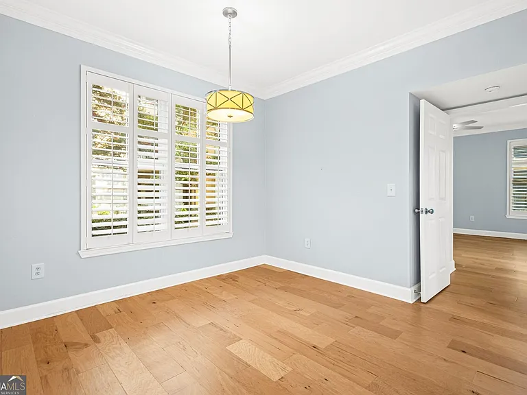 3777 Peachtree Rd #1402 — Photo 6