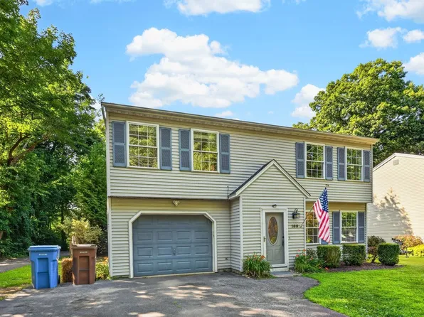 189 Kneen St, Shelton, CT 06484