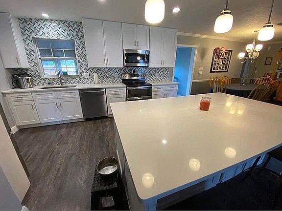 3rd image of 1755 Colleen Dr