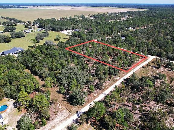 2nd image of NE 16TH PLACE LOT 1