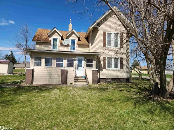 811 E 5th St, Tama, IA 52339